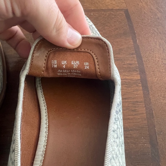 Franco Sarto Jeena Snakeskin Print Loafer Women’s Size US 7 - Picture 5 of 5